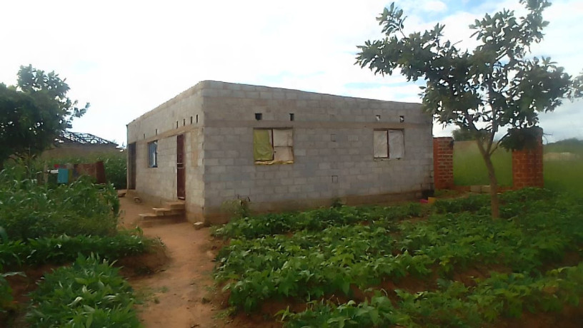 unfinished-house-in-chongwe-big-0