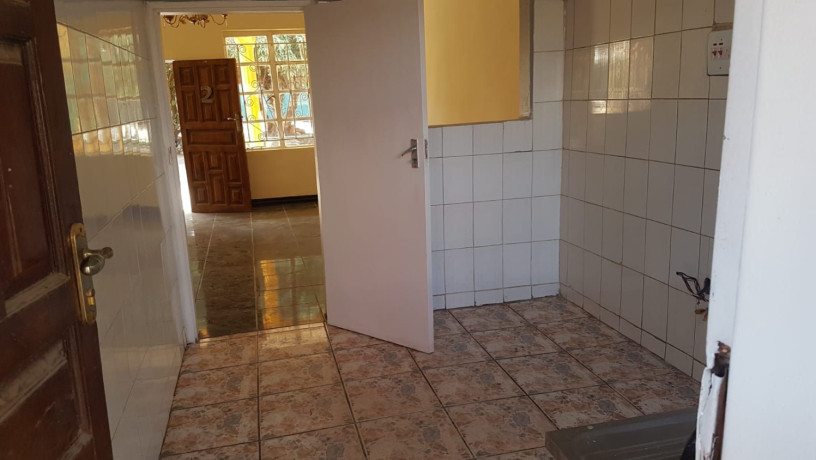 2-bed-flat-for-rent-along-alick-nkhata-road-big-1