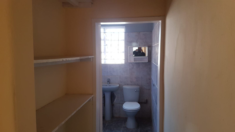 2-bed-master-self-contained-flat-for-rent-in-kabulonga-big-8