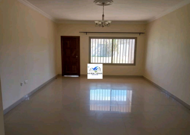 4-bedroom-stand-alone-house-for-rent-in-green-park-big-6