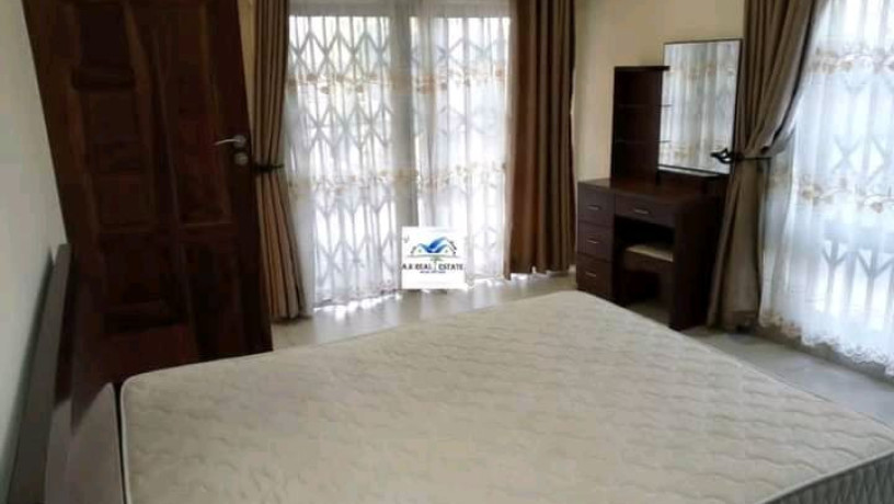 executive-3-bedroomed-fully-furnished-apartment-for-rent-near-east-park-mall-big-0