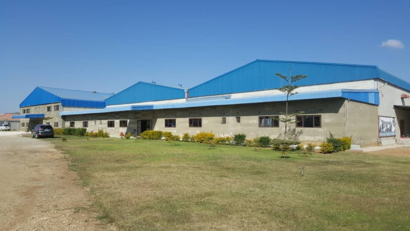 warehouse-and-residential-property-in-makeni-big-2