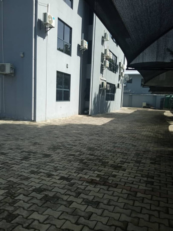 office-building-for-sale-big-4