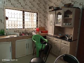 executive-2-bedroom-flat-for-rent-in-chalala-g-greens