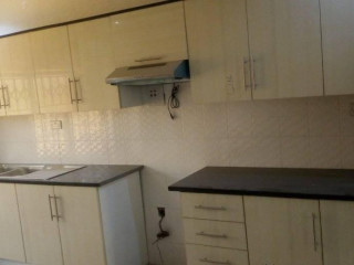 Rent 3 Bedroom Flat in Secure Yard