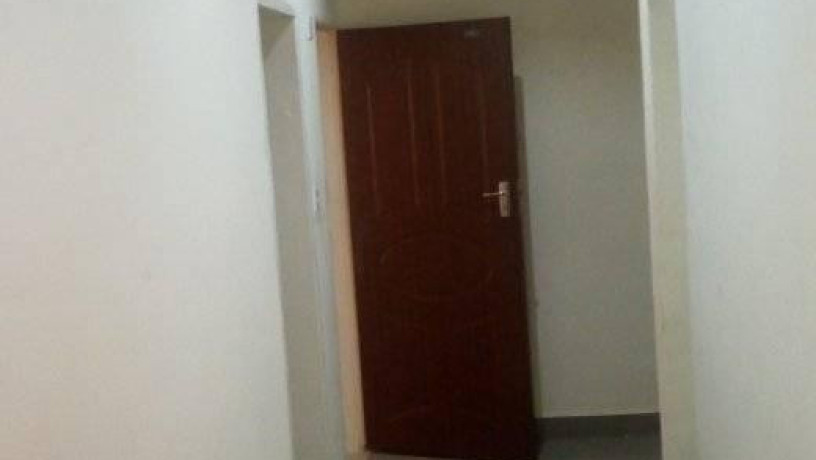 rent-3-bedroom-flat-in-secure-yard-big-4