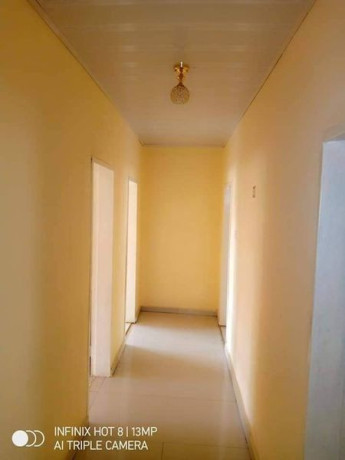 spacious-2-bedroom-flat-for-rent-in-chalala-big-2