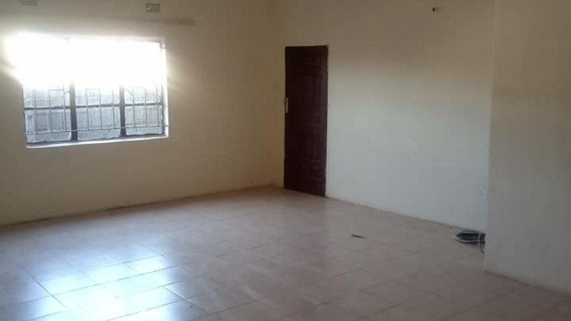 basic-2-bedroomed-semi-detached-flat-in-salama-park-big-3