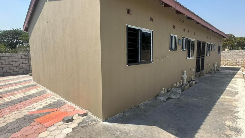 newly-built-2-x-2-bedroomed-semi-detached-flats-big-5