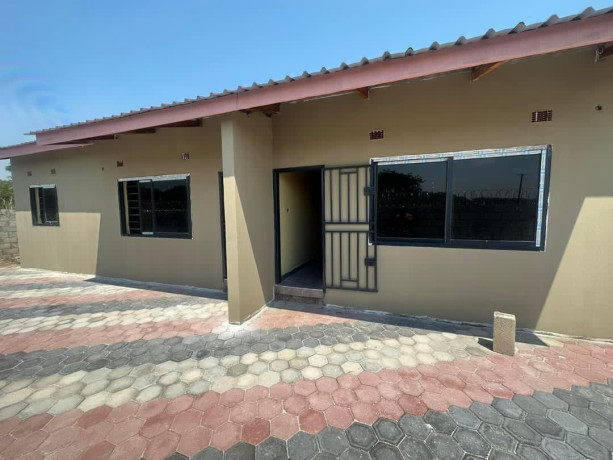 newly-built-2-x-2-bedroomed-semi-detached-flats-big-1