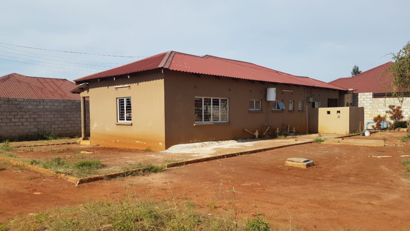 spacious-boarding-house-with-development-potential-big-2