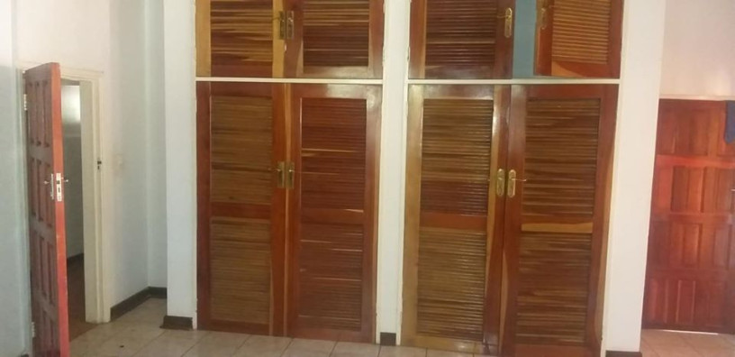 stunning-property-for-sale-big-3