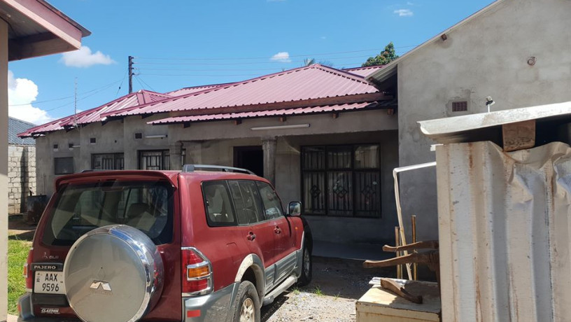 property-for-sale-in-chalala-big-0