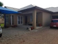 beautiful-3-bedroom-house-in-ibex-hill-small-4