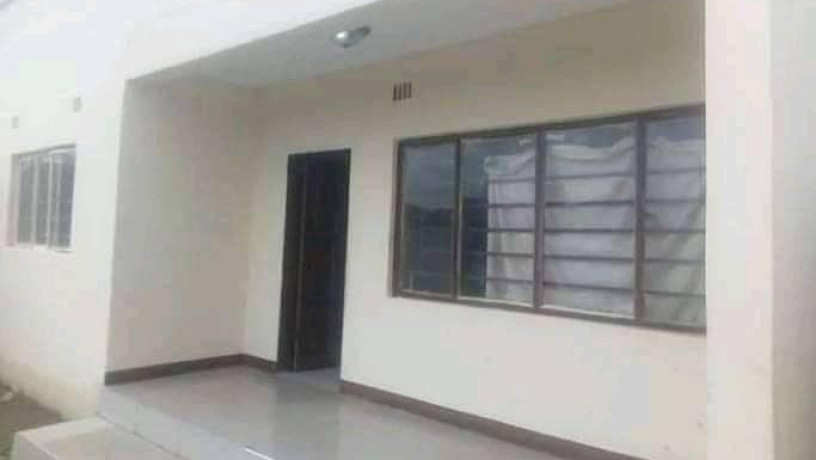 2-bedroom-flat-for-rent-in-woodlands-chalala-big-3