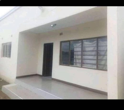 2-bedroom-flat-for-rent-in-woodlands-chalala-big-3