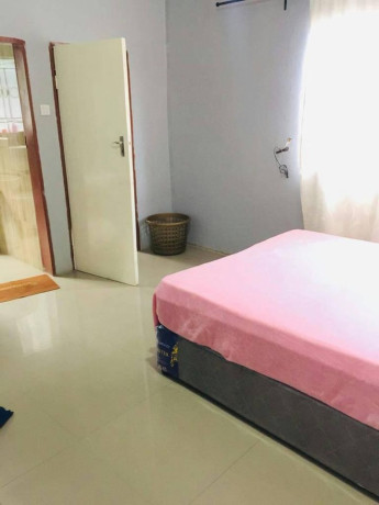 room-in-kalingalinga-big-4