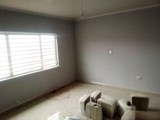 modern-executive-2-bedroom-flat-in-chalala