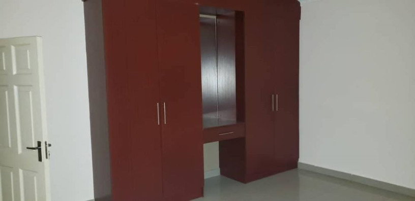 spacious-2-bedroom-flat-in-kamwala-south-big-1