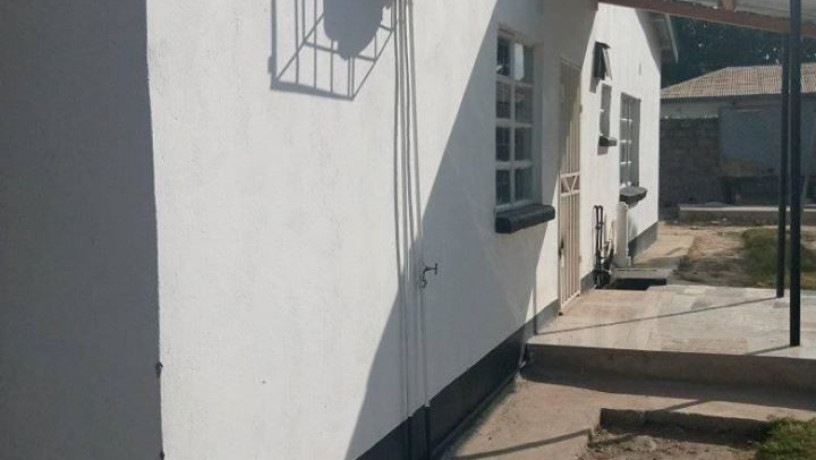 neat-2-bedroom-flat-for-rent-in-luanshya-big-3