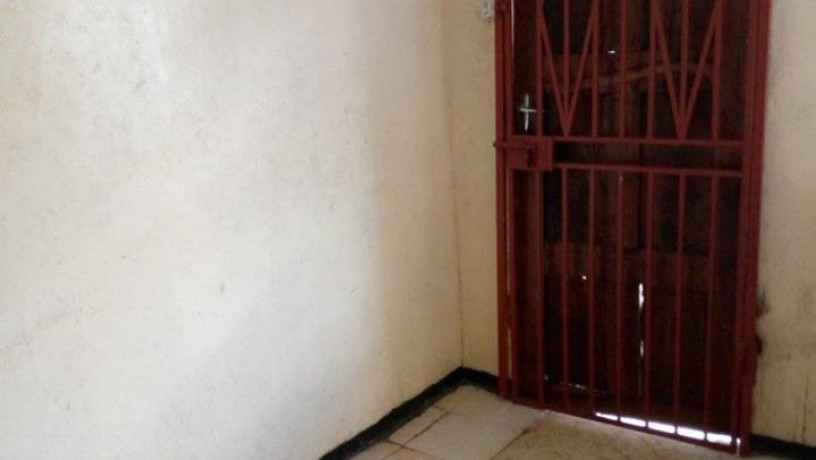 2-bedroom-flat-for-rent-in-kamirenda-luanshya-big-0