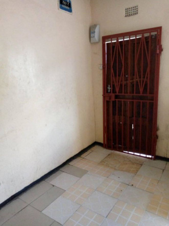 2-bedroom-flat-for-rent-in-kamirenda-luanshya-big-0