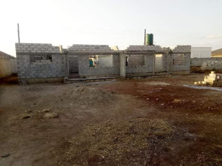 2-bedroom-flat-on-title