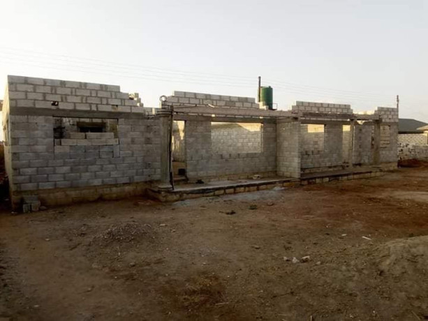 2-bedroom-flat-on-title-big-1