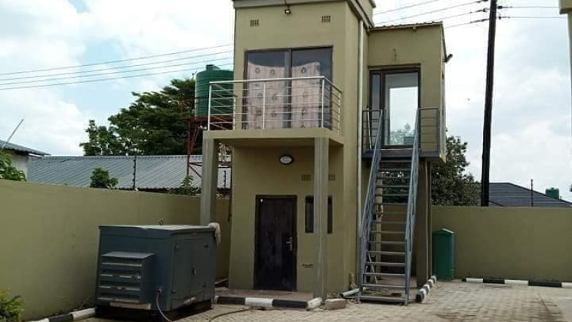 4-bedroom-apartment-in-makeni-near-cosmopolitan-mall-big-0