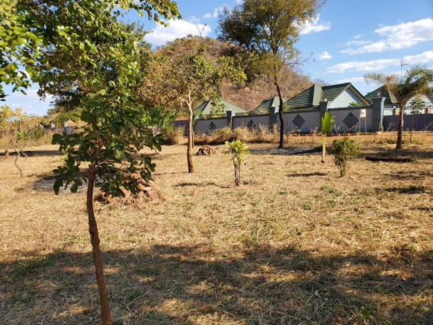 beautiful-4-bedroom-house-in-shimabala-big-6