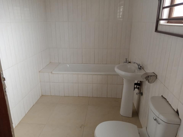 modern-2-bedroom-flat-for-rent-in-chalala-big-1