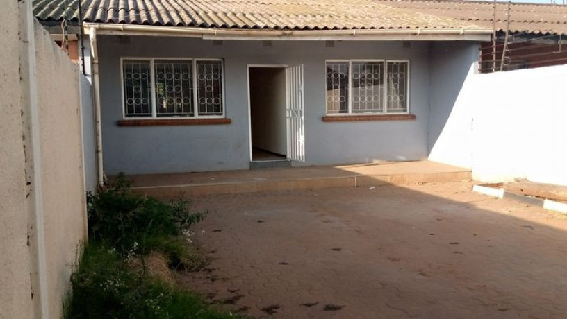 two-bedroom-flat-for-rent-in-chilenje-big-4