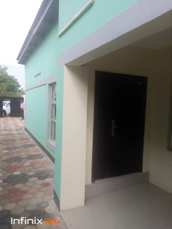 waterfalls-2-bedroom-flat-for-rent-big-3