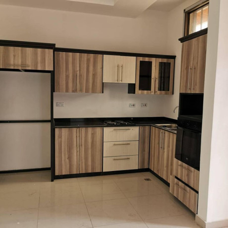 modern-3-bedroom-flats-in-olympia-big-1