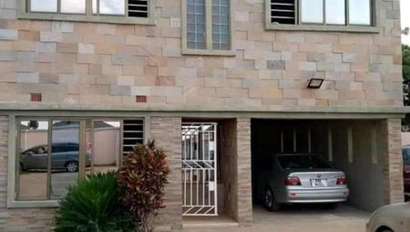 neat-and-beautiful-3-bedroom-flat-for-rent-in-libala-south-big-3