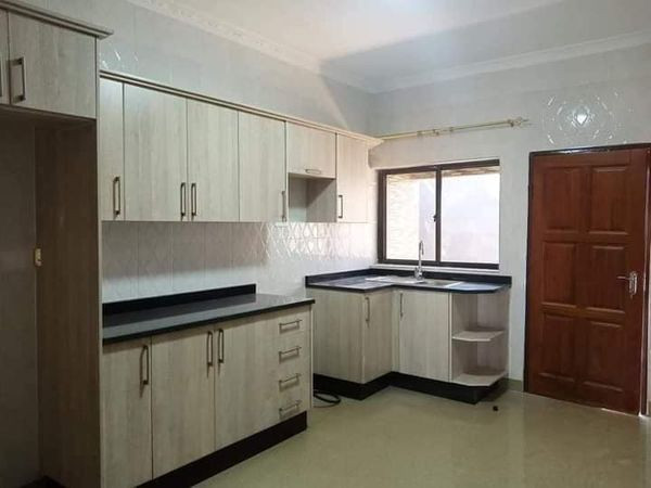 newly-built-3-bedroom-msc-flats-for-rent-in-chambavalley-big-8