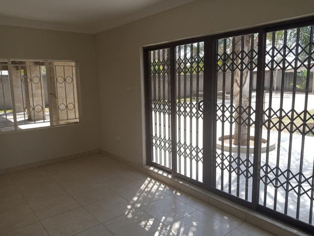 3-bedroom-standalone-house-for-rent-big-4