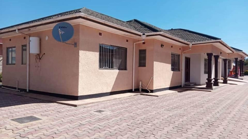 3-bedroom-flat-in-foxdale-chamba-valley-big-2