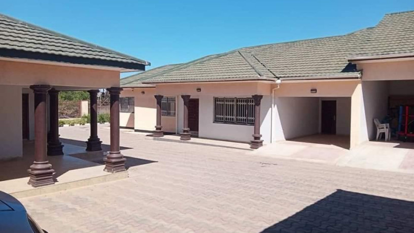 3-bedroom-flat-in-foxdale-chamba-valley-big-0