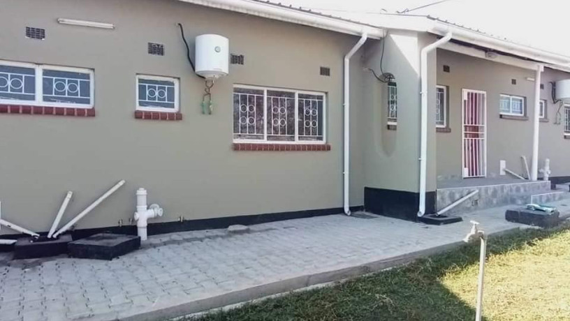 newly-built-2-bedroom-flats-in-ibex-hill-big-2