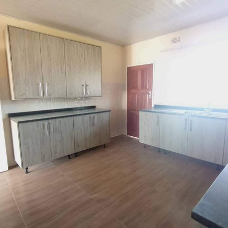 newly-built-2-bedroom-flats-in-ibex-hill-big-0