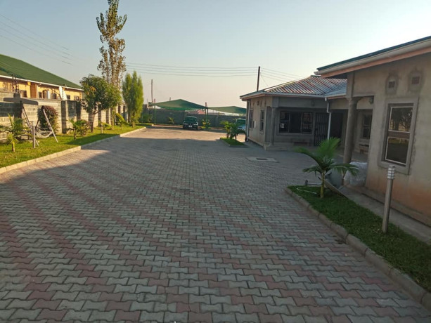 two-bedroom-flat-for-rent-in-riverside-big-3