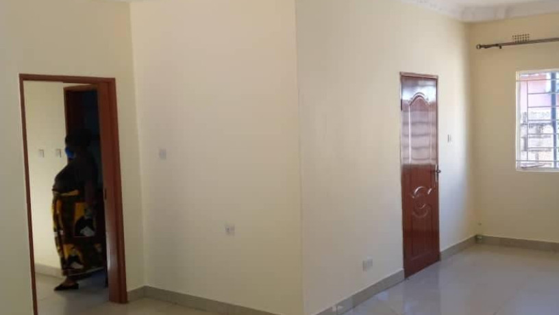 2-bedroom-master-self-contained-house-for-rent-in-woodlands-big-3