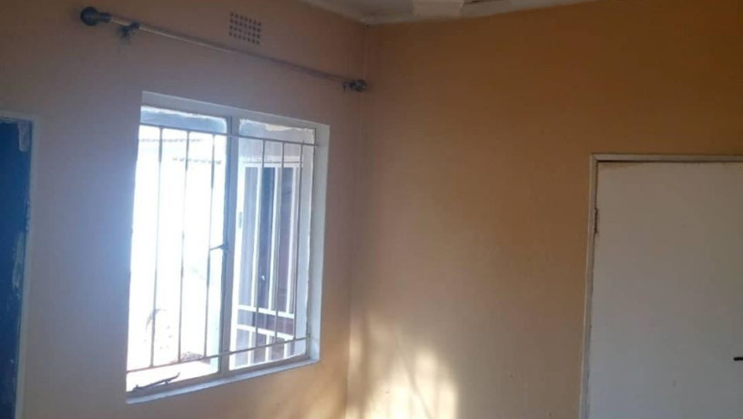 2-bedroomed-flat-for-rent-in-hillview-park-big-1