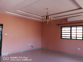 Neat and Beautiful 2 Bedroom Flat for Rent in Woodlands Chalala