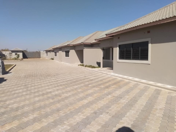 newly-built-executive-3-bedroom-flats-for-rent-big-6