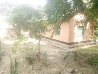 2-bedroom-standalone-house-with-cottage-in-northmead