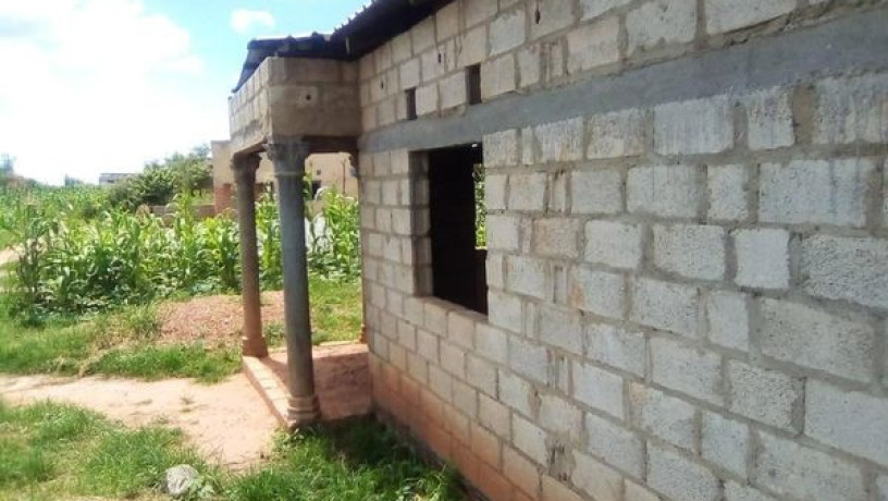 quick-sale-neat-three-bedroom-unfinished-house-in-barlaston-jamaica-big-2