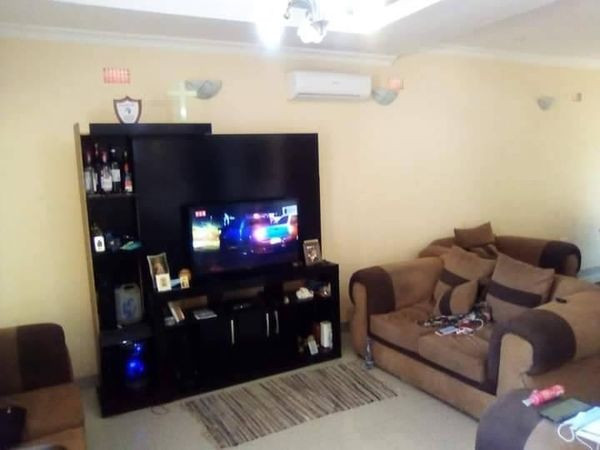 newly-built-3-bedroom-house-in-woodlands-executive-big-3