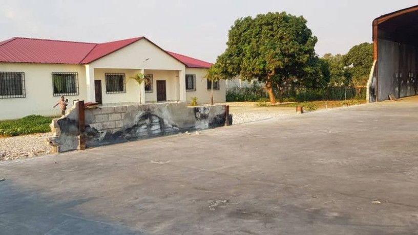 warehouse-for-sale-in-makeni-area-big-1